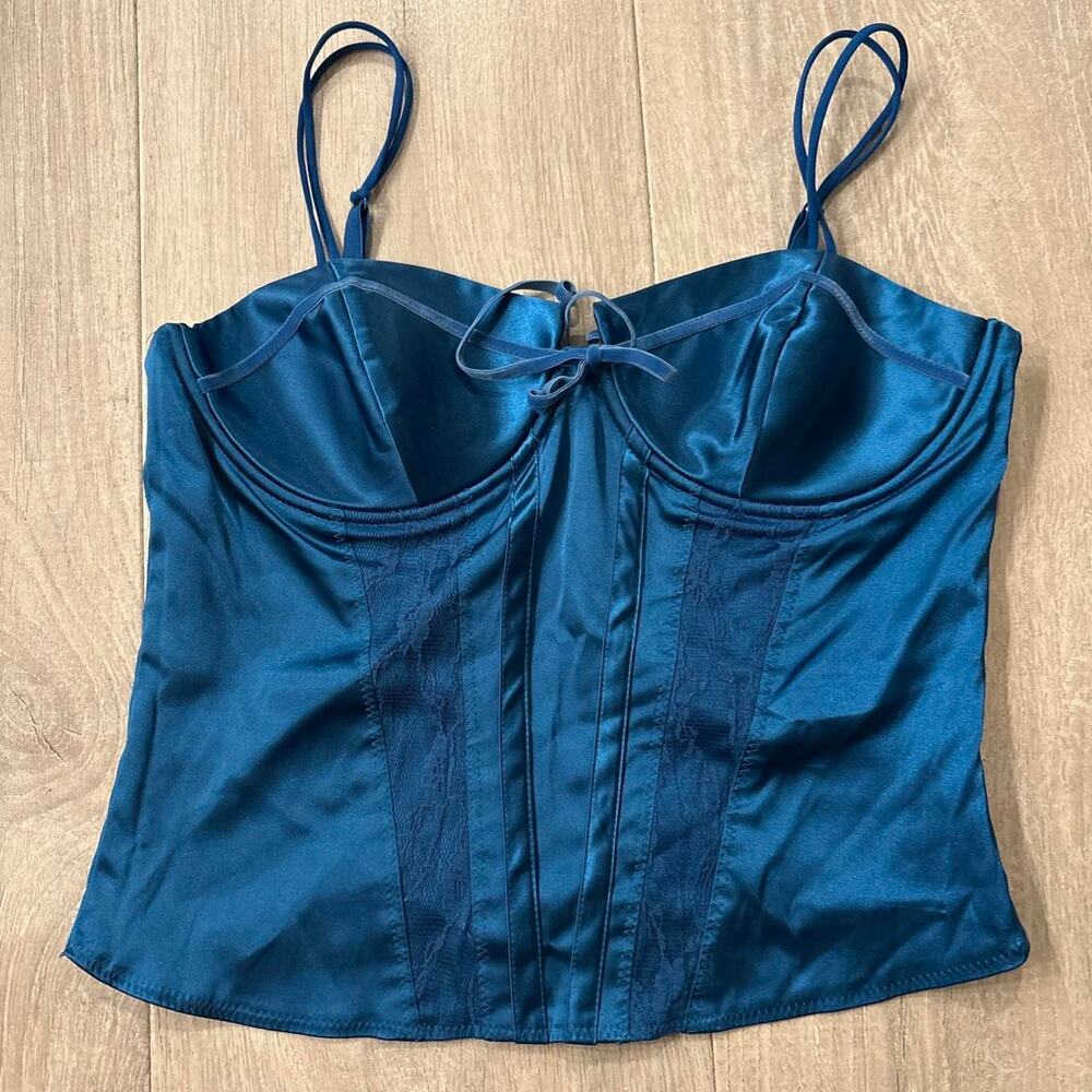 Guess blue satin corset top with lace and velvet ribbon. size large
